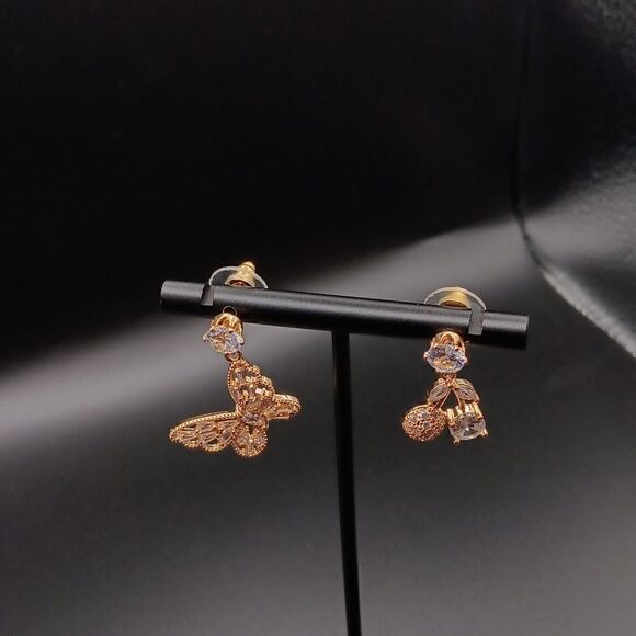 New 2 Pairs Butterflys Earrings Sets By Yaduda. New - Picture 2 of 10